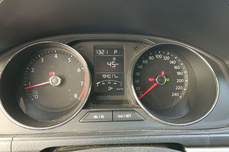 大众 朗行 2017款 230TSI DSG舒适版中控内饰14