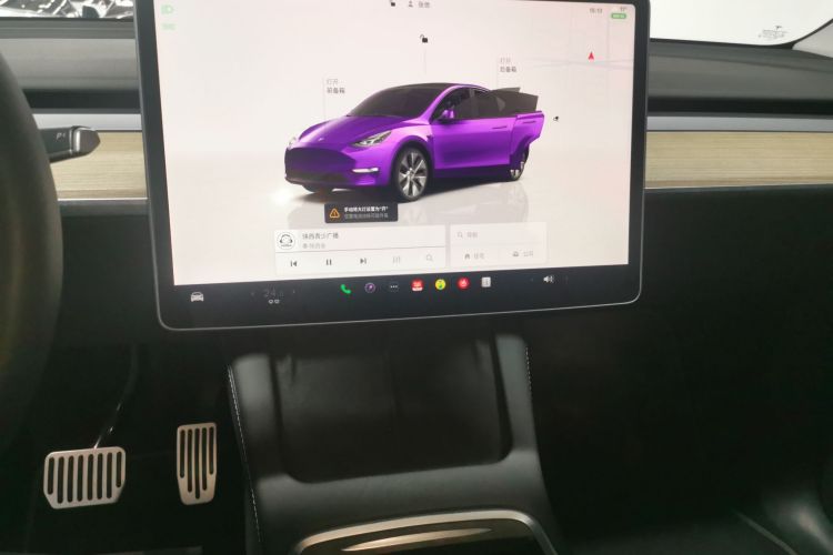 特斯拉 Model Y 2022款 改款 后轮驱动版中控内饰16