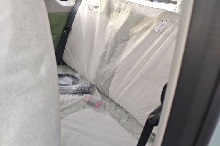 吉利银河 熊猫 2025款 210km 元气熊中控内饰21