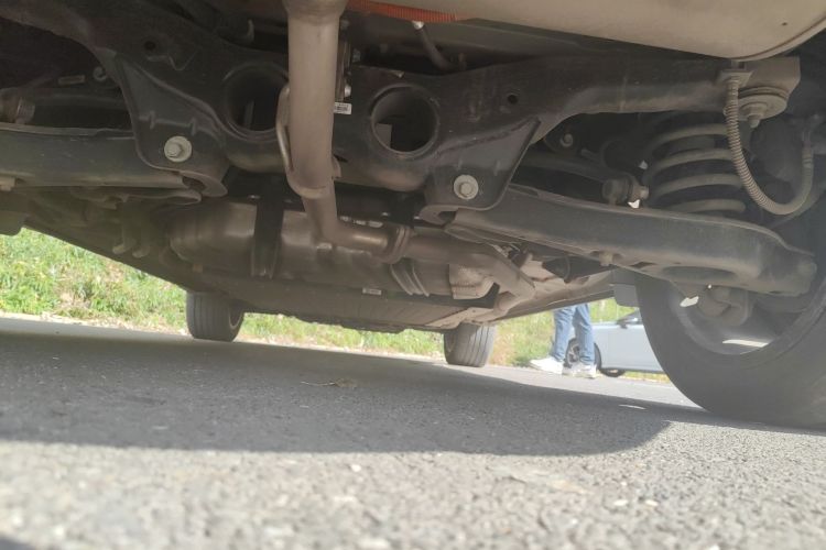 蓝电E5 PLUS 2025款 165km 长续航版PLUS 7座局部细节9009