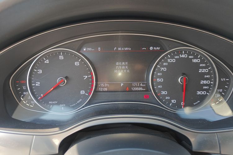 奥迪A6L 2018款 35 TFSI 典藏版中控内饰14