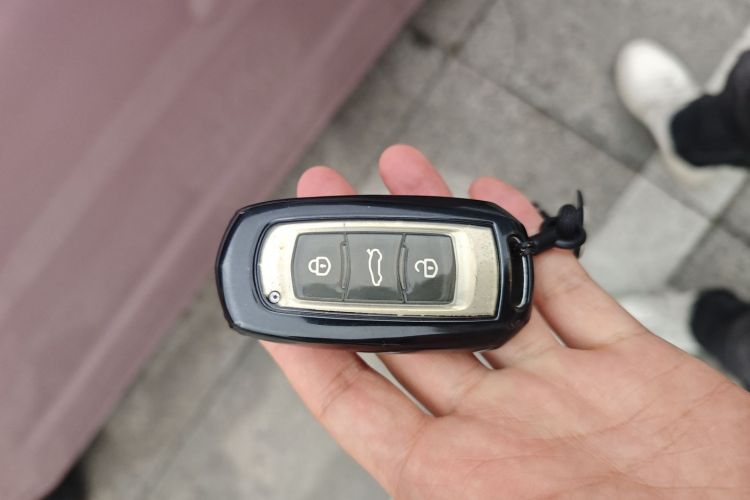 吉利银河 2023款 熊猫mini 200km 耐力熊中控内饰11