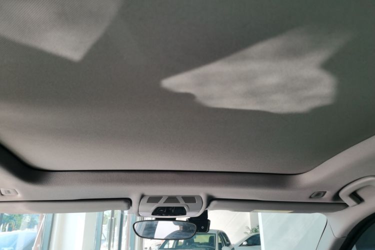 宝马1系 2020款 120i M运动套装中控内饰22