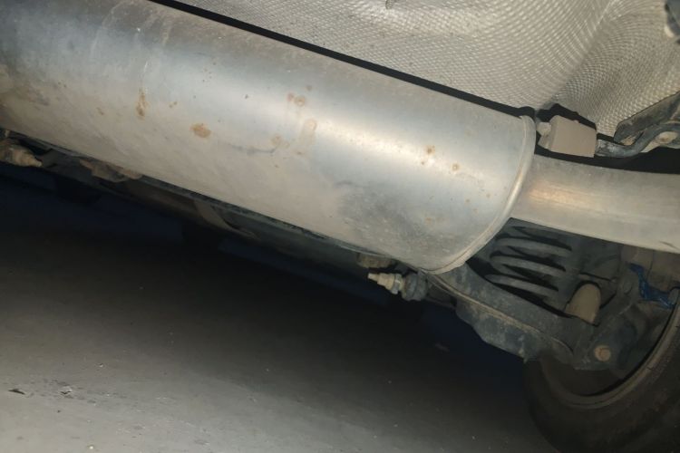 福特 福克斯 2012款 两厢 1.6L 自动风尚型局部细节9009