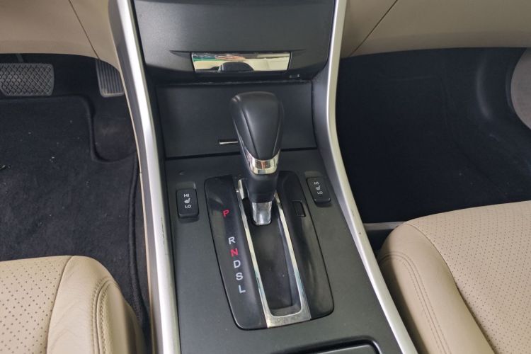 本田 雅阁 2014款 2.0L EX 豪华版局部细节18