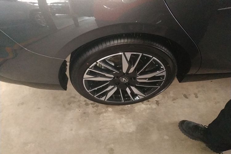 长安 逸动 2026款 第四代 1.5T 500Bar 智享型车身外观6003