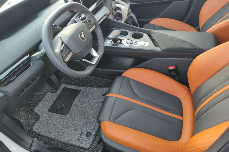 长安UNI-V 2024款 1.5T 尊贵运动型局部细节19