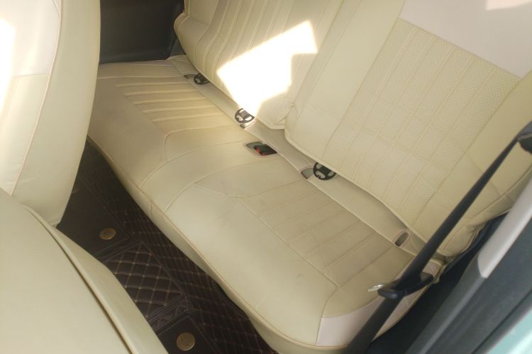 吉利银河 2024款 熊猫mini 200km 耐力熊中控内饰21