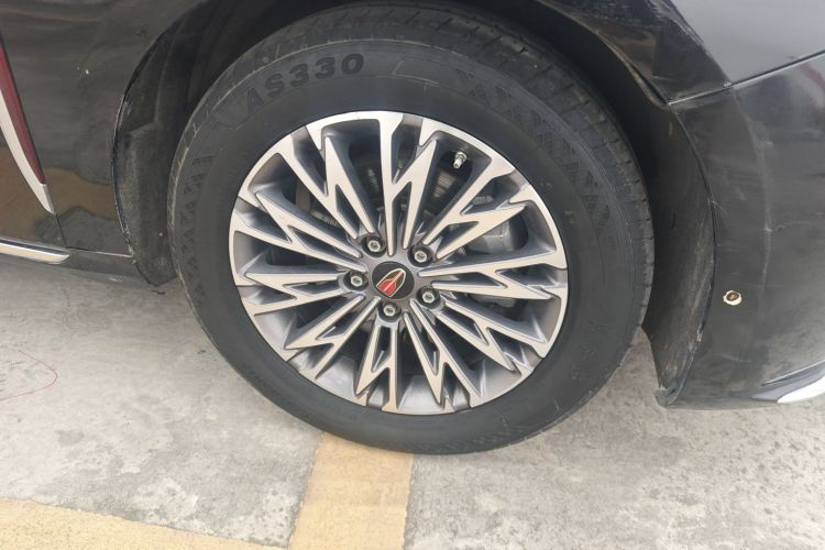 红旗H5 2023款 1.5T DCT智联旗韵版车身外观10