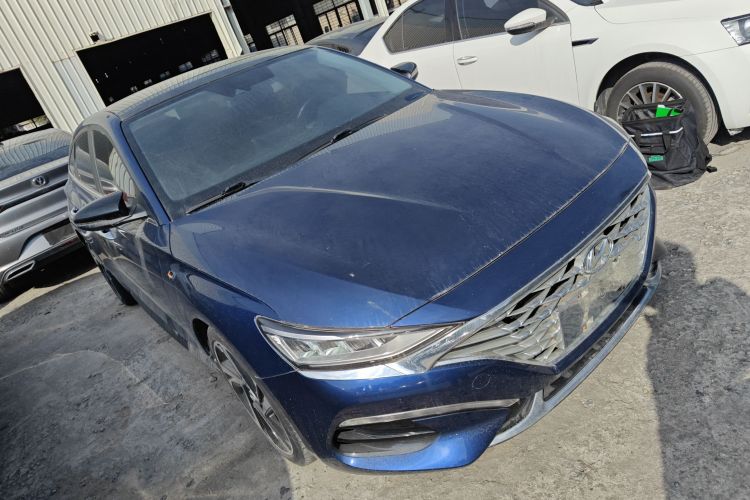 现代 菲斯塔 2019款 280TGDi 智享版 国VI车身外观3