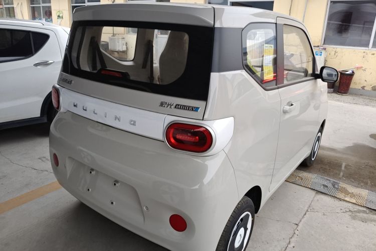 五菱汽车 宏光MINIEV 2024款 第三代 215km 青春版车身外观7