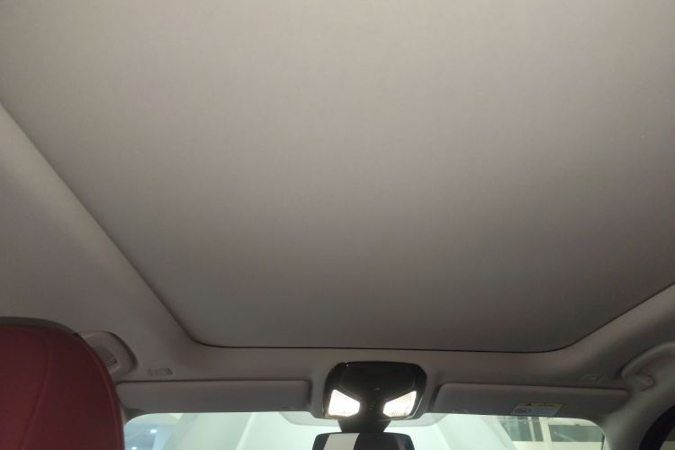 宝马3系 2025款 330Li M运动曜夜套装中控内饰22