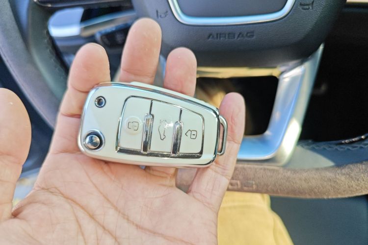 奥迪Q3 2024款 35 TFSI 时尚动感型中控内饰7001