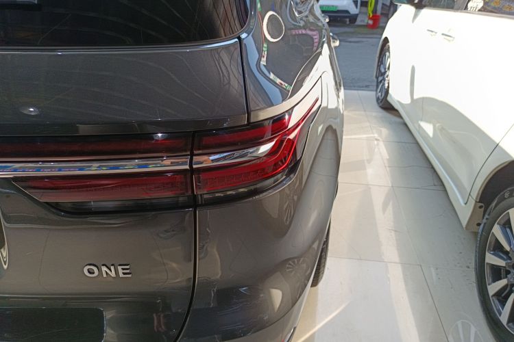 理想汽车 理想ONE 2020款 增程6座版车身外观6006