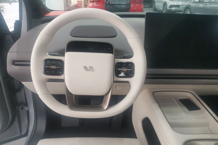 理想汽车 理想i6 2025款 两驱标准型中控内饰13