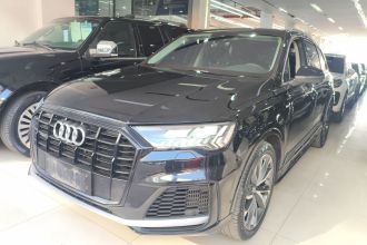 奥迪Q7 2020款 55 TFSI quattro S line运动型