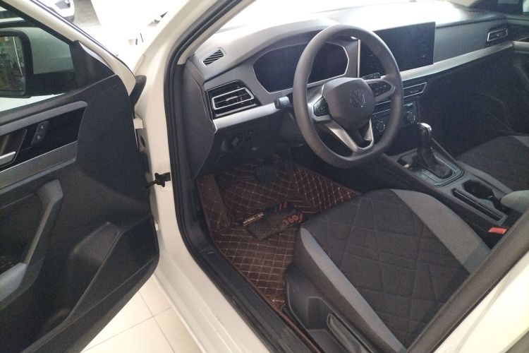 大众 朗逸 2023款 1.5L 自动得逸版中控内饰7003