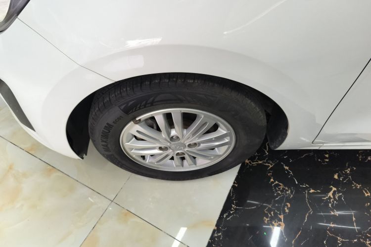 起亚 焕驰 2019款 1.4L 手动智享版Value 国VI车身外观6007