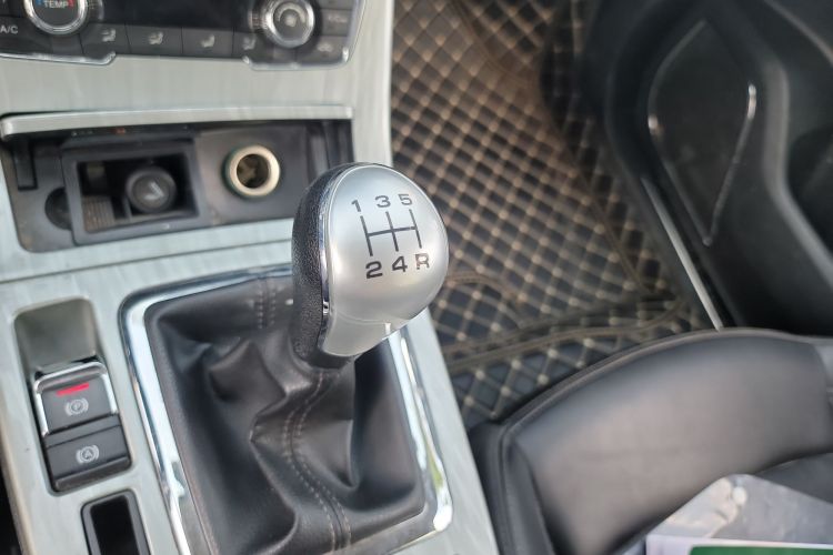 汉腾汽车 汉腾X5 2018款 1.5L 手动精英版局部细节18