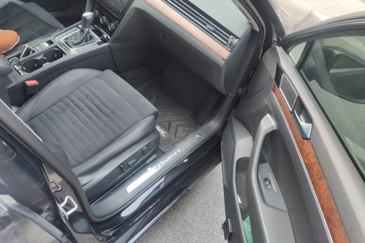 大众 迈腾 2019款 330TSI DSG 尊贵型 国VI局部细节9005