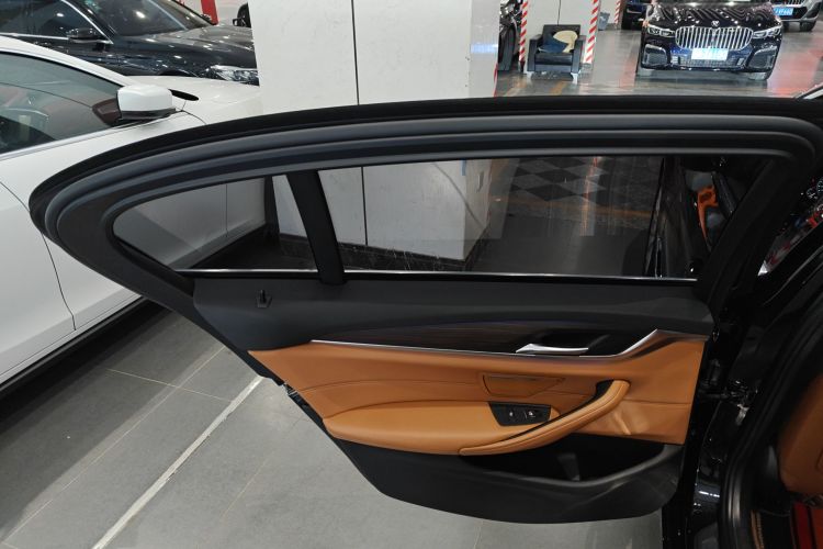 宝马5系 2018款 530Li xDrive 豪华套装中控内饰49