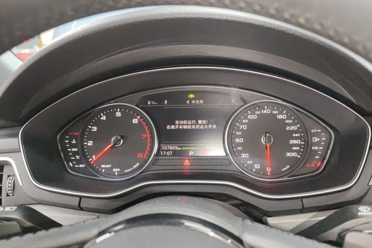 奥迪A4L 2018款 30周年年型 40 TFSI 进取型局部细节14