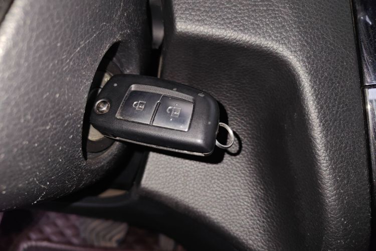 日产 逍客 2016款 2.0L CVT精英版中控内饰11