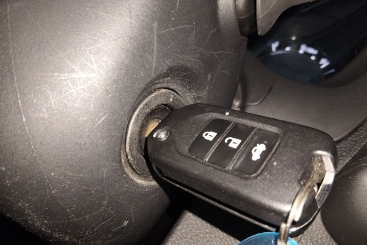 本田XR-V 2015款 1.5L LXi 手动经典版中控内饰11