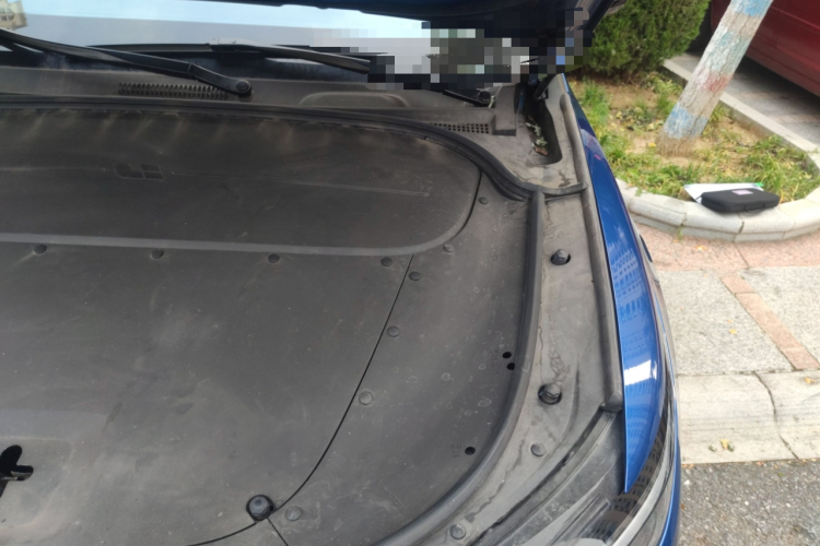 理想汽车 理想ONE 2020款 增程6座版局部细节9007