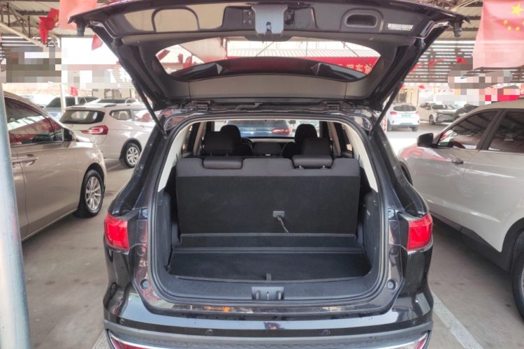 中国重汽VGV VGV U70 2020款 1.5T 手动舒适版 7座局部细节23