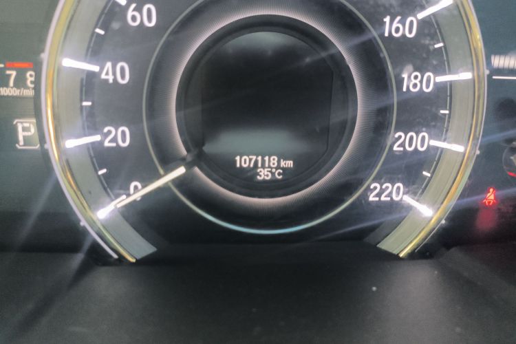 本田 艾力绅 2016款 2.4L 豪华版中控内饰15