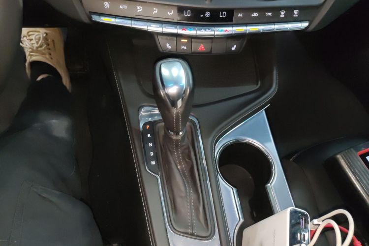 凯迪拉克CT4 2022款 28T 豪华型局部细节18