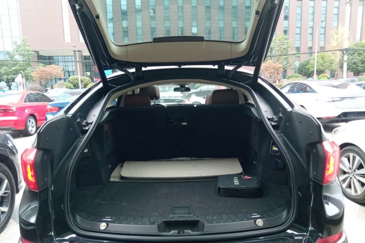 宝马5系GT 2014款 528i 领先型局部细节23