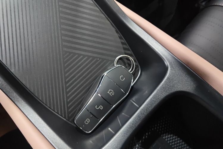 比亚迪 海鸥 2025款 305km 活力版中控内饰11