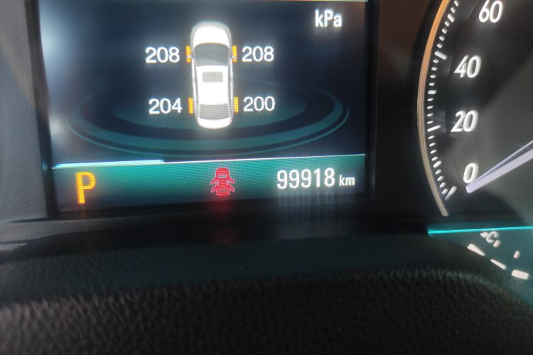 别克 英朗 2021款 典范 1.5L 自动精英型中控内饰15