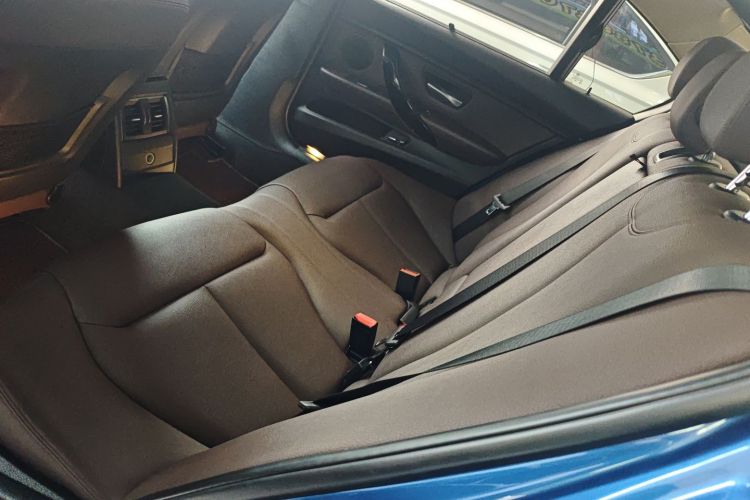 宝马3系 2018款 320Li 领先型M运动套装中控内饰21