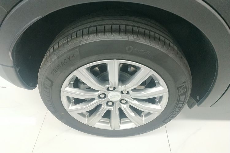 凯迪拉克XT4 2020款 28T 两驱领先型车身外观6008