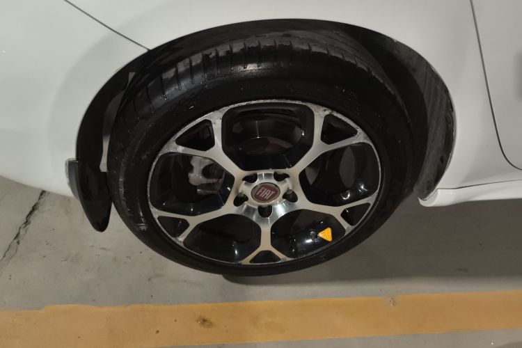 菲亚特 致悦 2014款 1.4T 自动运动版车身外观6008