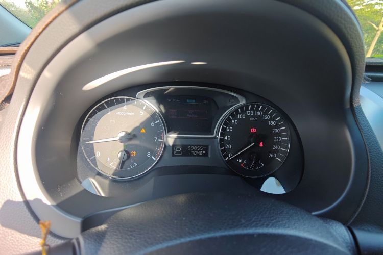 日产 天籁 2013款 2.0L XL舒适版局部细节14