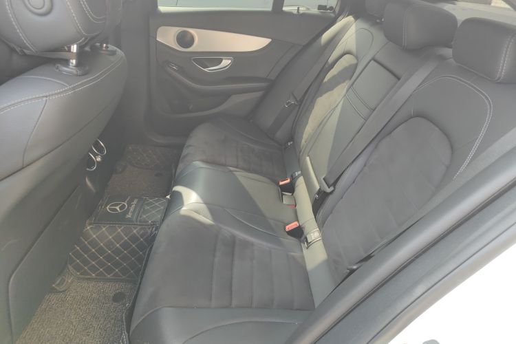 奔驰C级 2018款 C 200 运动版中控内饰7004