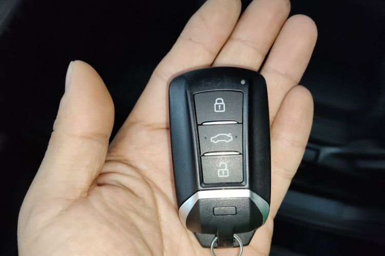 东风风神 奕炫 2025款 1.5L 自动豪华型中控内饰7001