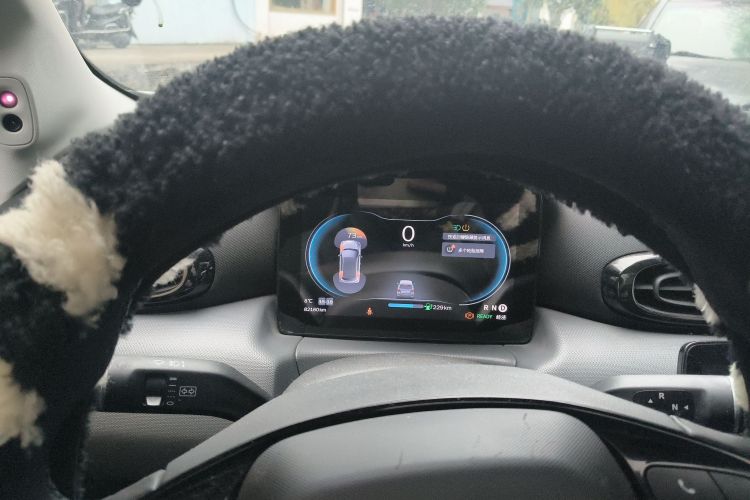 零跑汽车 零跑T03 2020款 400豪华版中控内饰14