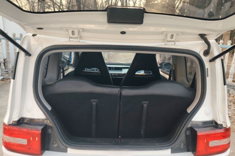 五菱汽车 宏光MINIEV 2020款 自在款 磷酸铁锂机舱底盘23