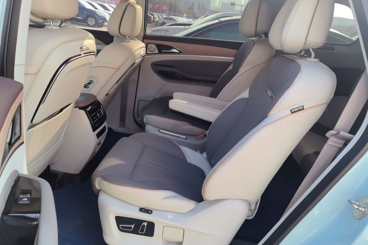 东风风行 风行游艇 2022款 1.5T DCT逐浪版中控内饰21