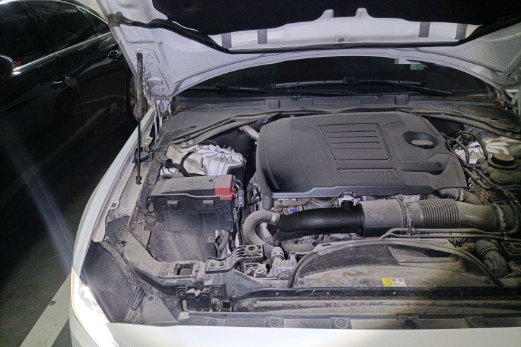 捷豹XEL 2020款 2.0T 200PS S进取优雅版局部细节9005