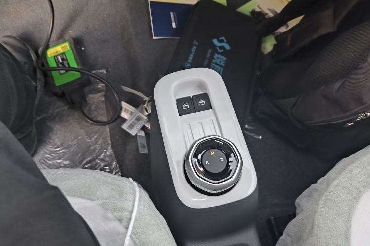 吉利银河 熊猫 2025款 210km 元气熊局部细节18