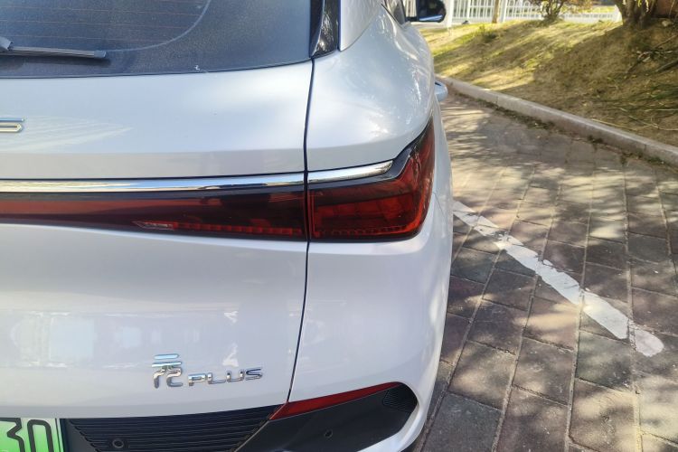 比亚迪 元PLUS 2022款 430KM 尊贵型车身外观6006