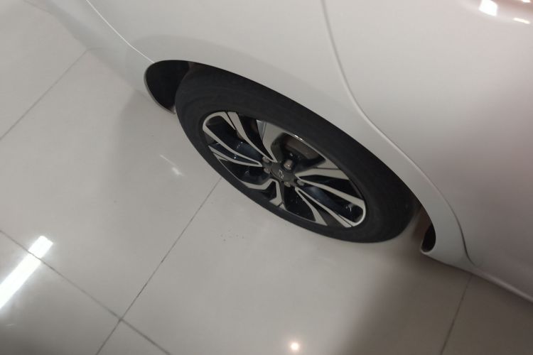 雪佛兰 科鲁泽 2022款 轻混 RS 330T 自动畅快版车身外观6008