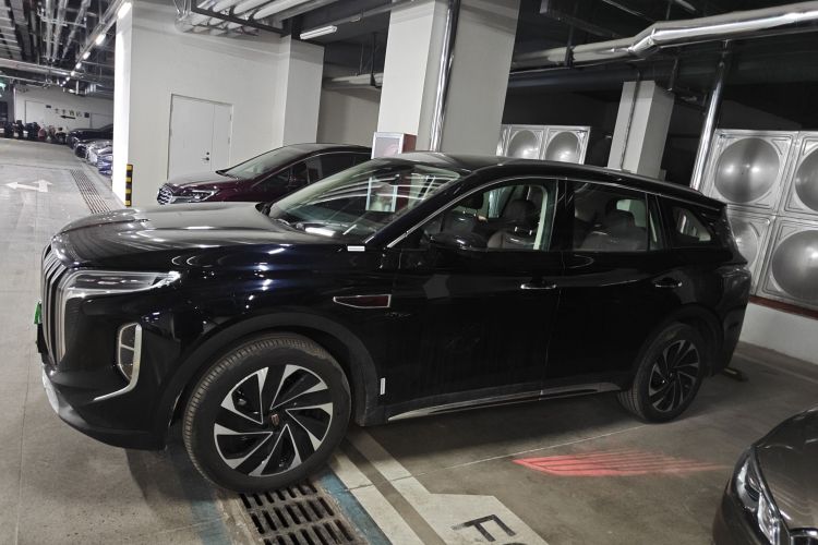 红旗HS7 PHEV 2024款 2.0T PHEV 两驱旗享版 6座车身外观6003