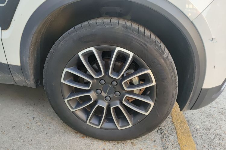 领克01 2020款 2.0T 两驱纯Pro版 国VI车身外观10